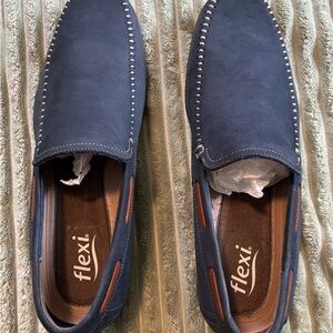 NWT Flexi Men's Gray (Ghost) Slip-Ons Party casual